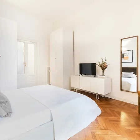 Spacious Apartment In Design District By Easylife Milan Exterior photo