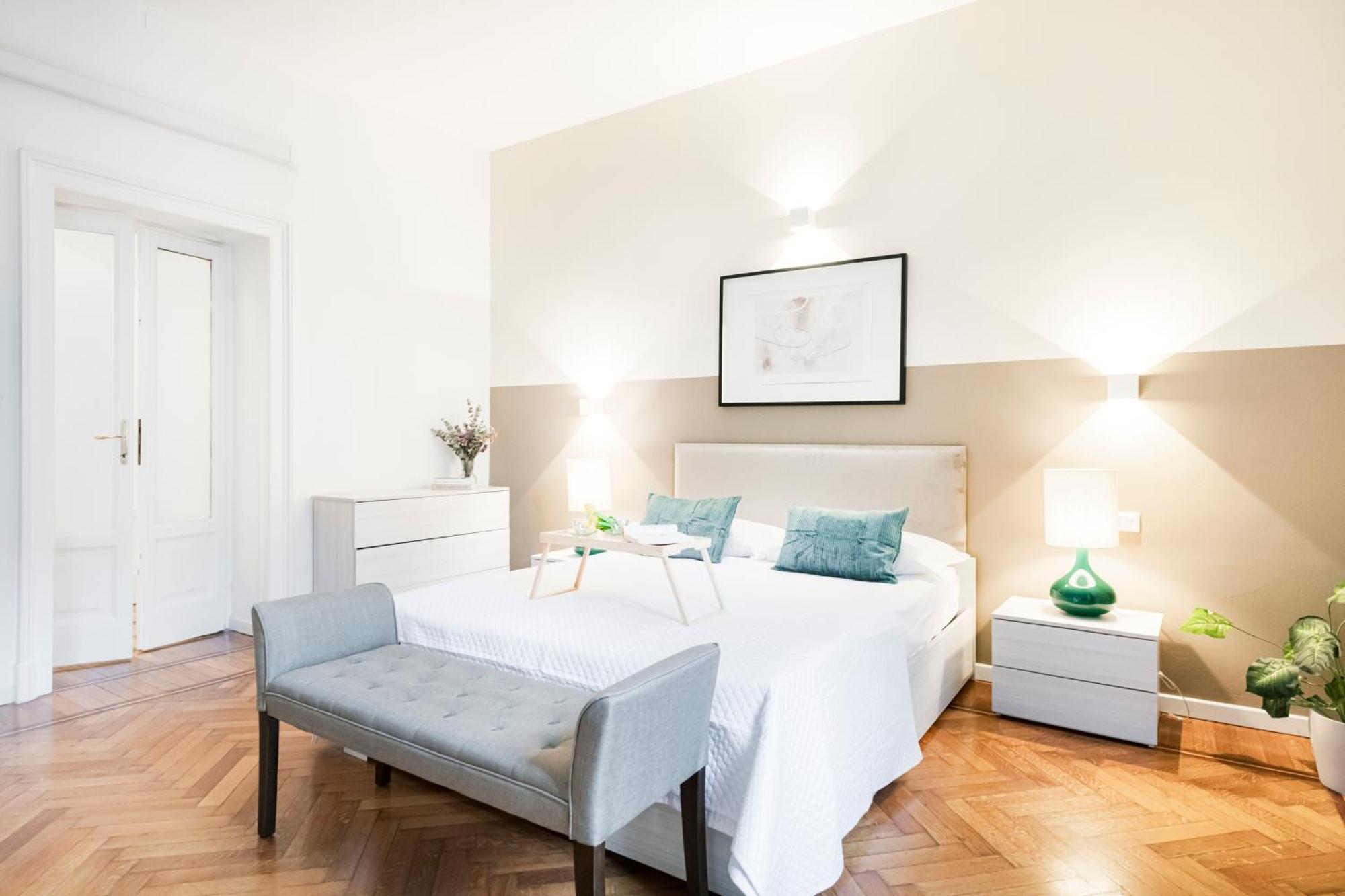 Spacious In Design District By Easylife Apartment *